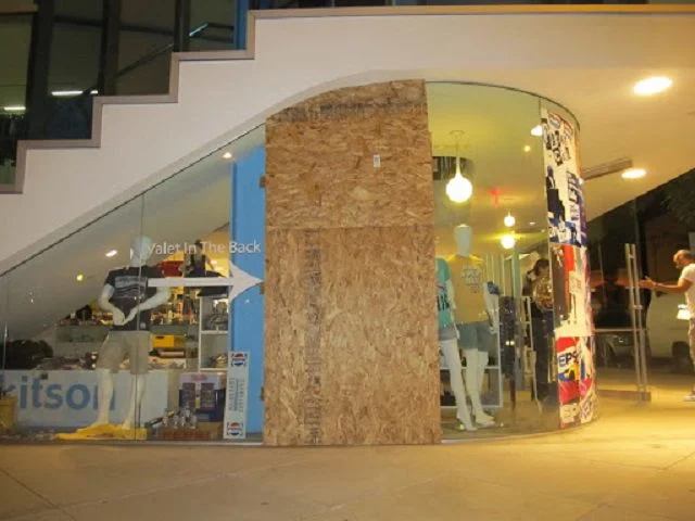 emergency glass repair and board ups